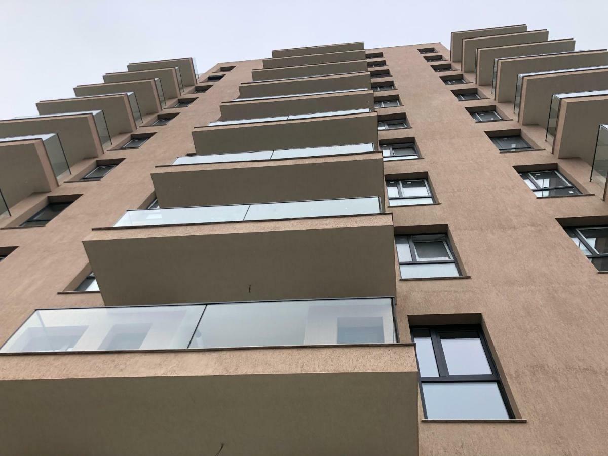 Luxury Westpark 2 Presidentialsuite With Lake View W4 Bucharest Exterior photo