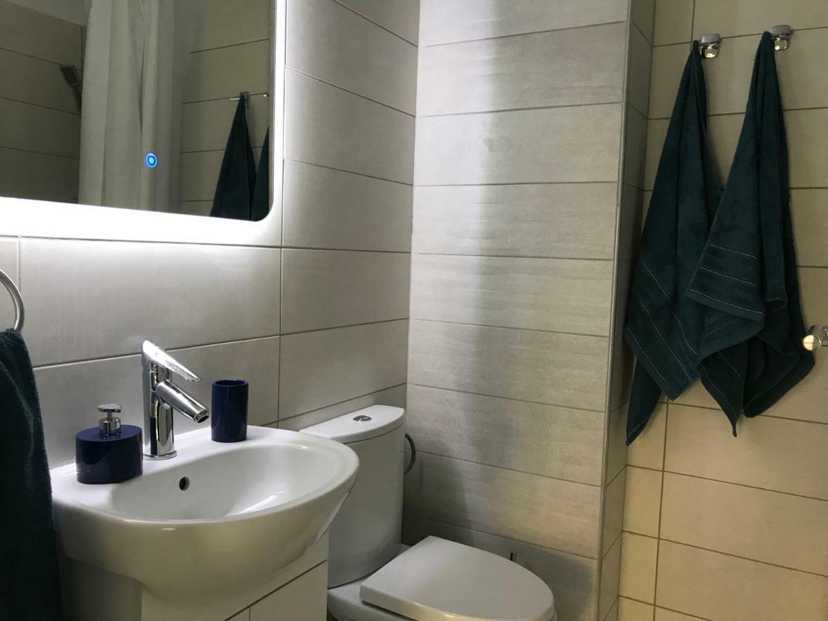 Luxury Westpark 2 Presidentialsuite With Lake View W4 Bucharest Exterior photo