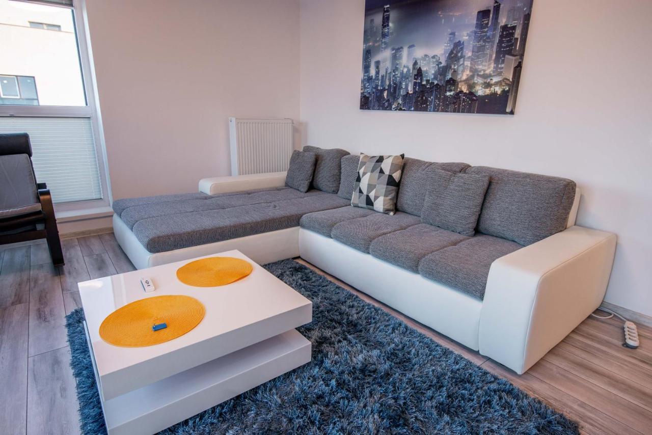 Luxury Westpark 2 Presidentialsuite With Lake View W4 Bucharest Exterior photo