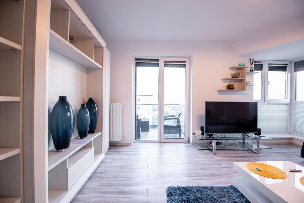 Luxury Westpark 2 Presidentialsuite With Lake View W4 Bucharest Exterior photo